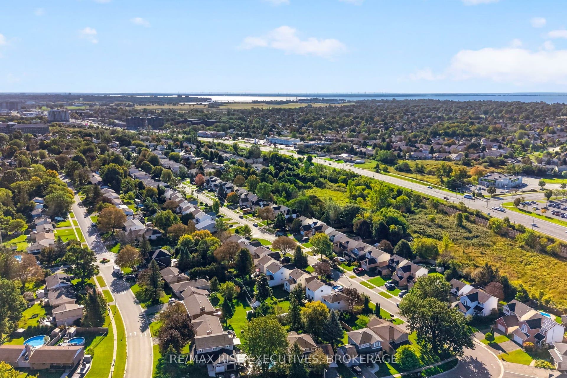 1032 Lombardy Street, Kingston, Frontenac ON K7M 8M6