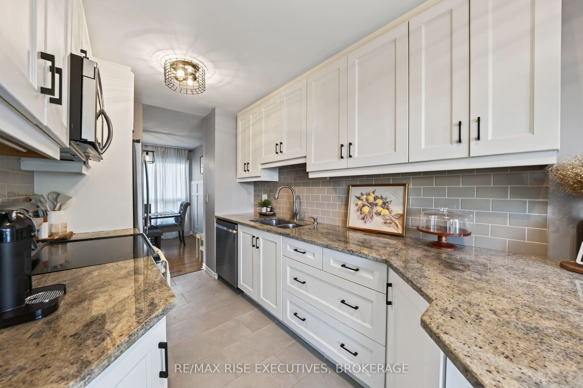 1032 Lombardy Street, Kingston, Frontenac ON K7M 8M6