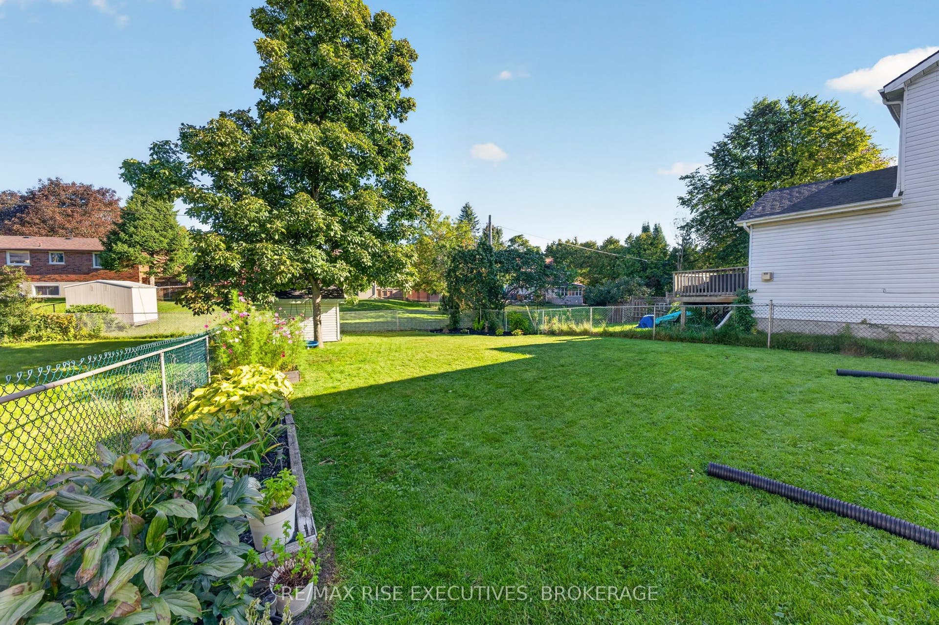 1032 Lombardy Street, Kingston, Frontenac ON K7M 8M6