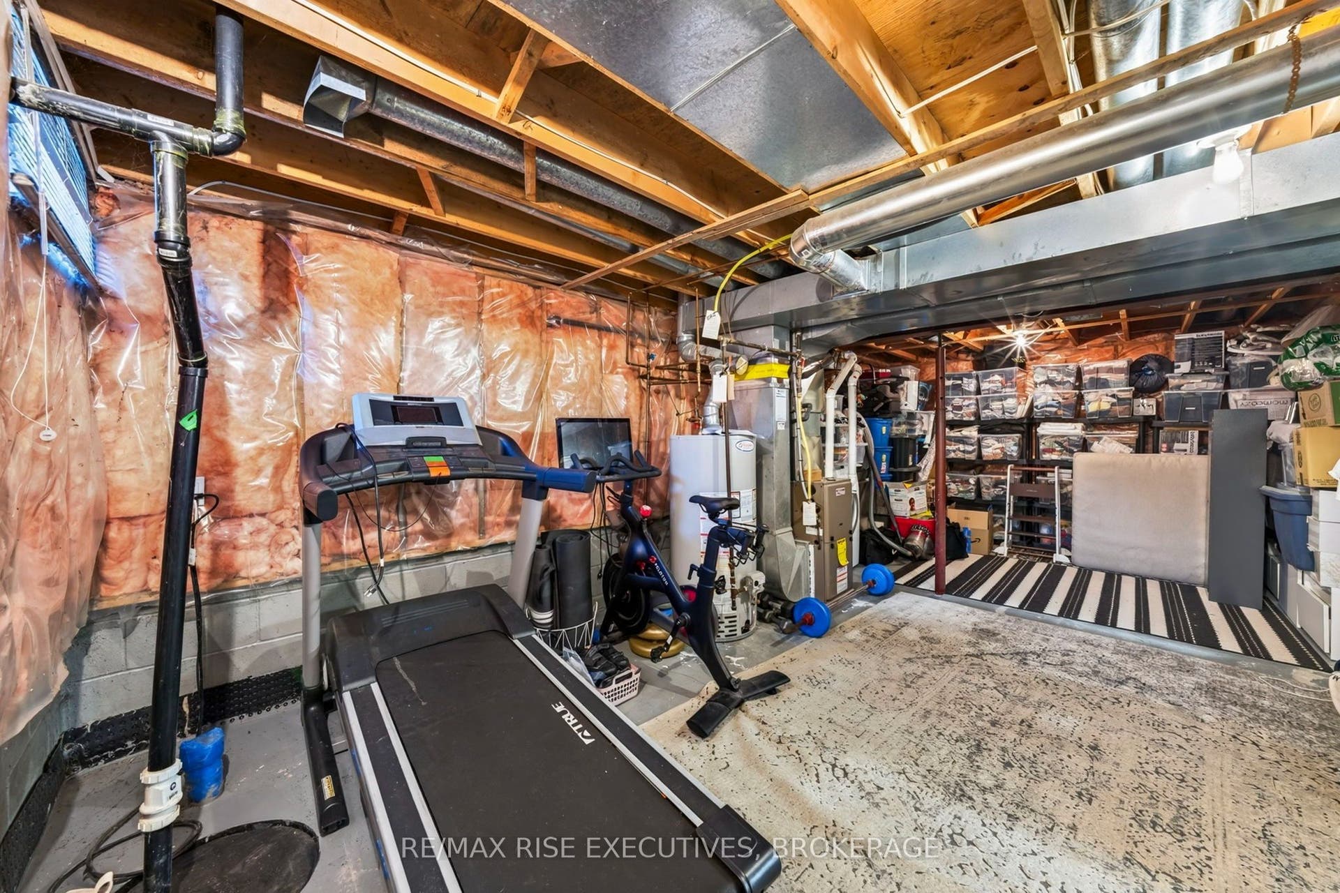 1032 Lombardy Street, Kingston, Frontenac ON K7M 8M6