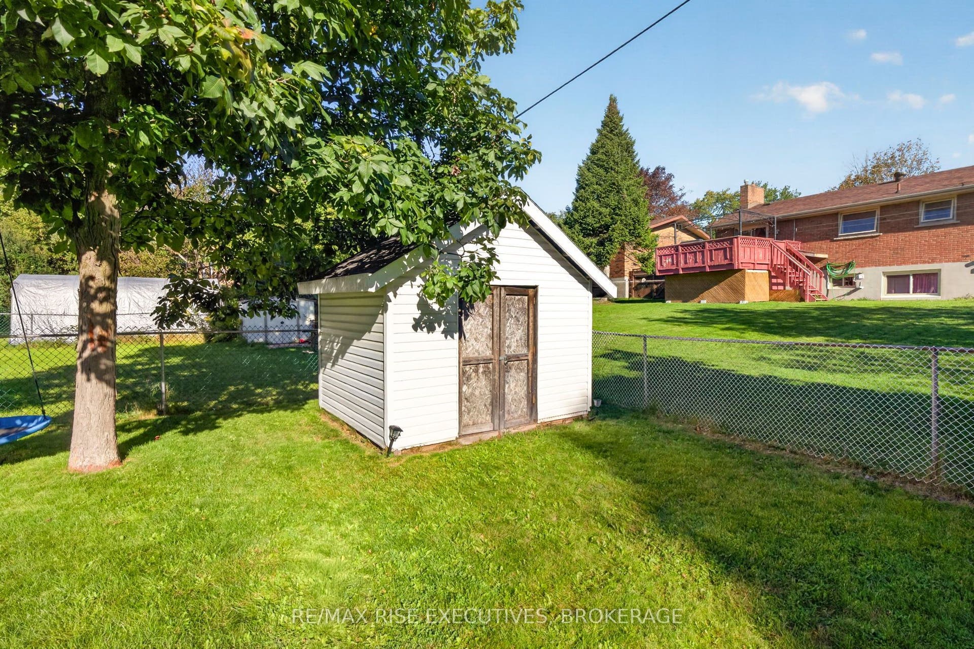 1032 Lombardy Street, Kingston, Frontenac ON K7M 8M6