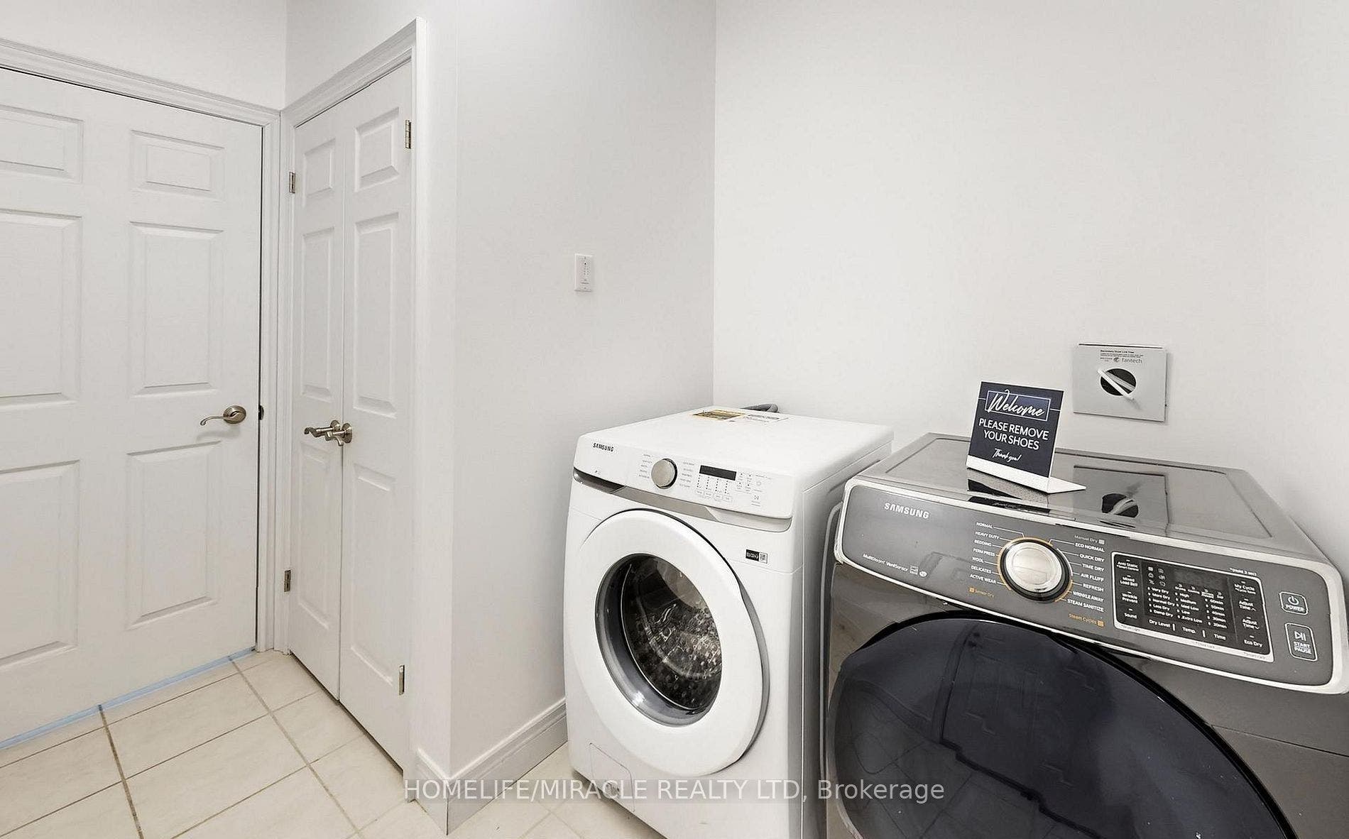 39 Kay Crescent, #3, Guelph, Wellington ON N1L 0N5 39 Kay Crescent, #3, Guelph, Wellington ON N1L 0N5