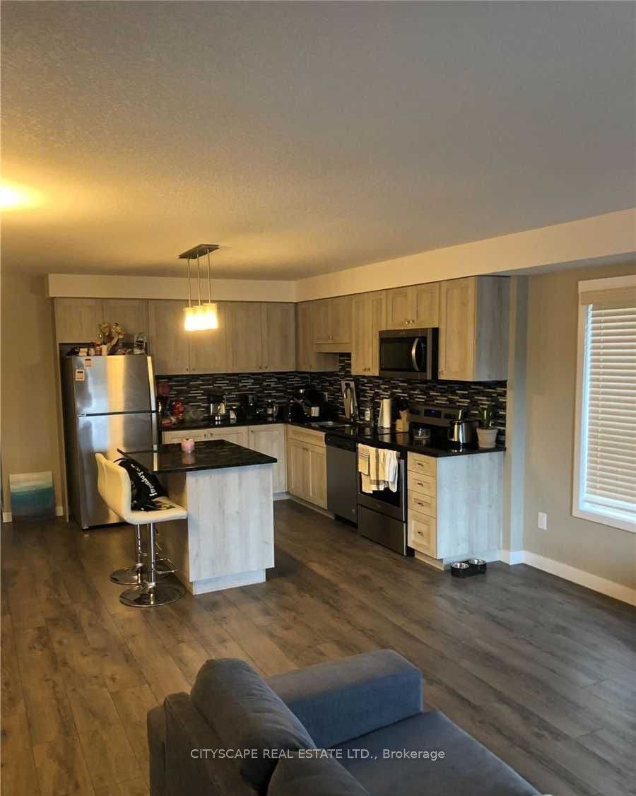 160 Rochefort Street, #E8, Kitchener, Kitchener, Waterloo ON N2R 0P5