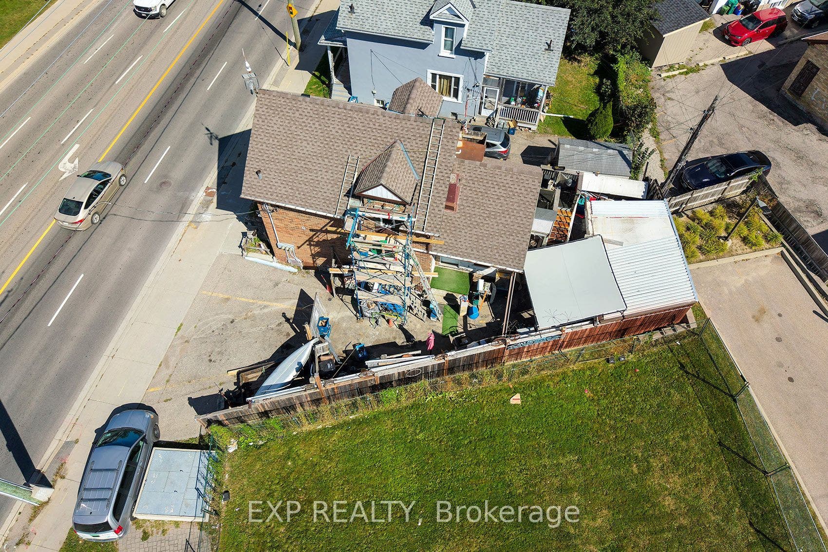 115 Victoria Street N, Kitchener, Waterloo ON N2H 5C3 115 Victoria Street N, Kitchener, Waterloo ON N2H 5C3