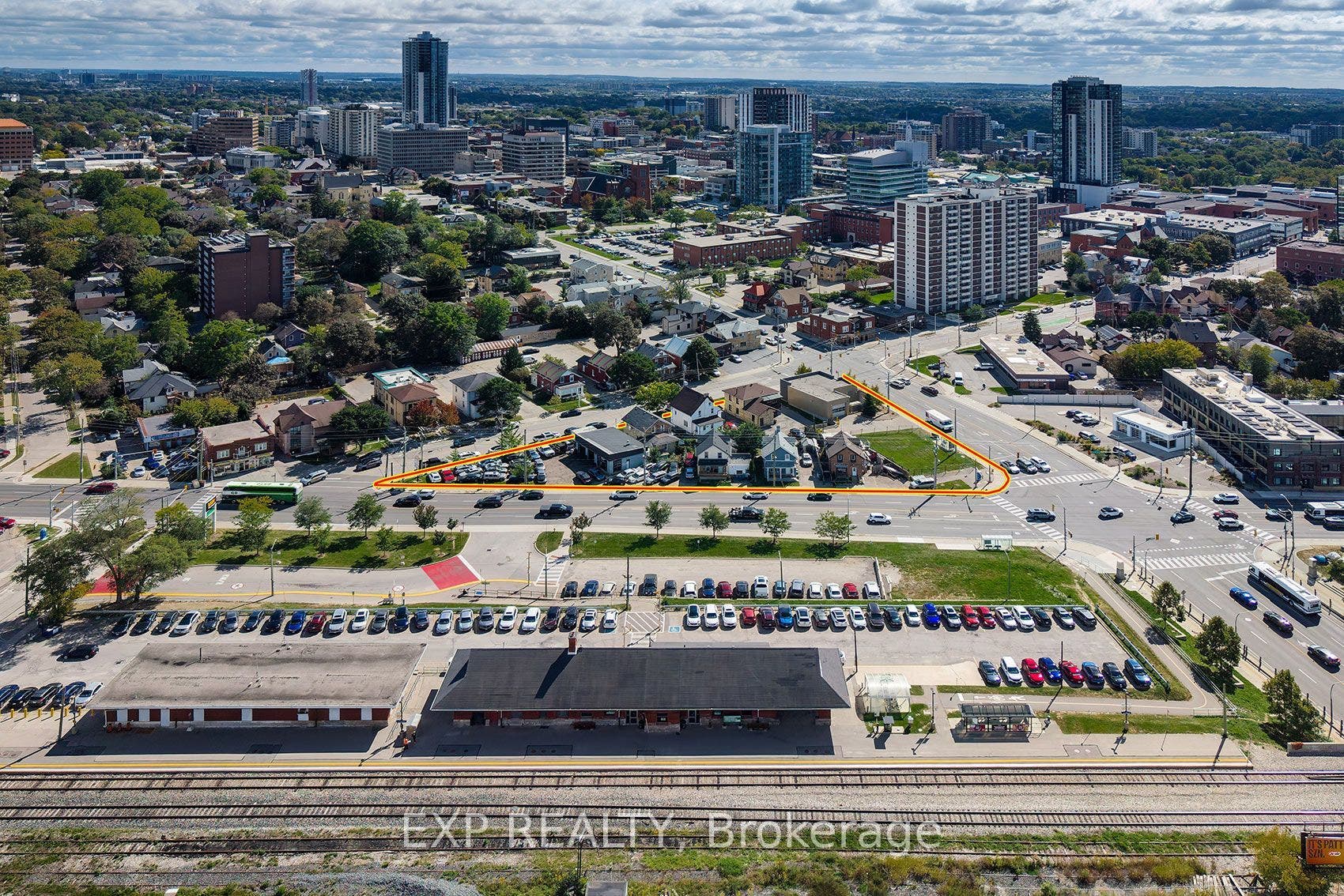 115 Victoria Street N, Kitchener, Waterloo ON N2H 5C3 115 Victoria Street N, Kitchener, Waterloo ON N2H 5C3