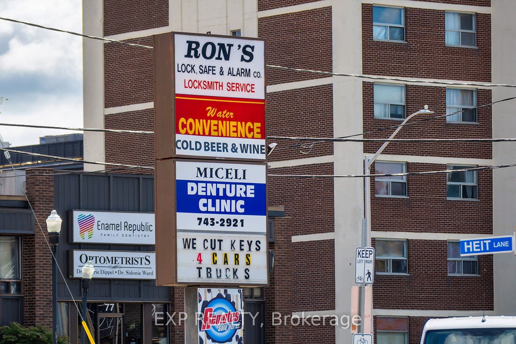 115 Victoria Street N, Kitchener, Waterloo ON N2H 5C3 115 Victoria Street N, Kitchener, Waterloo ON N2H 5C3