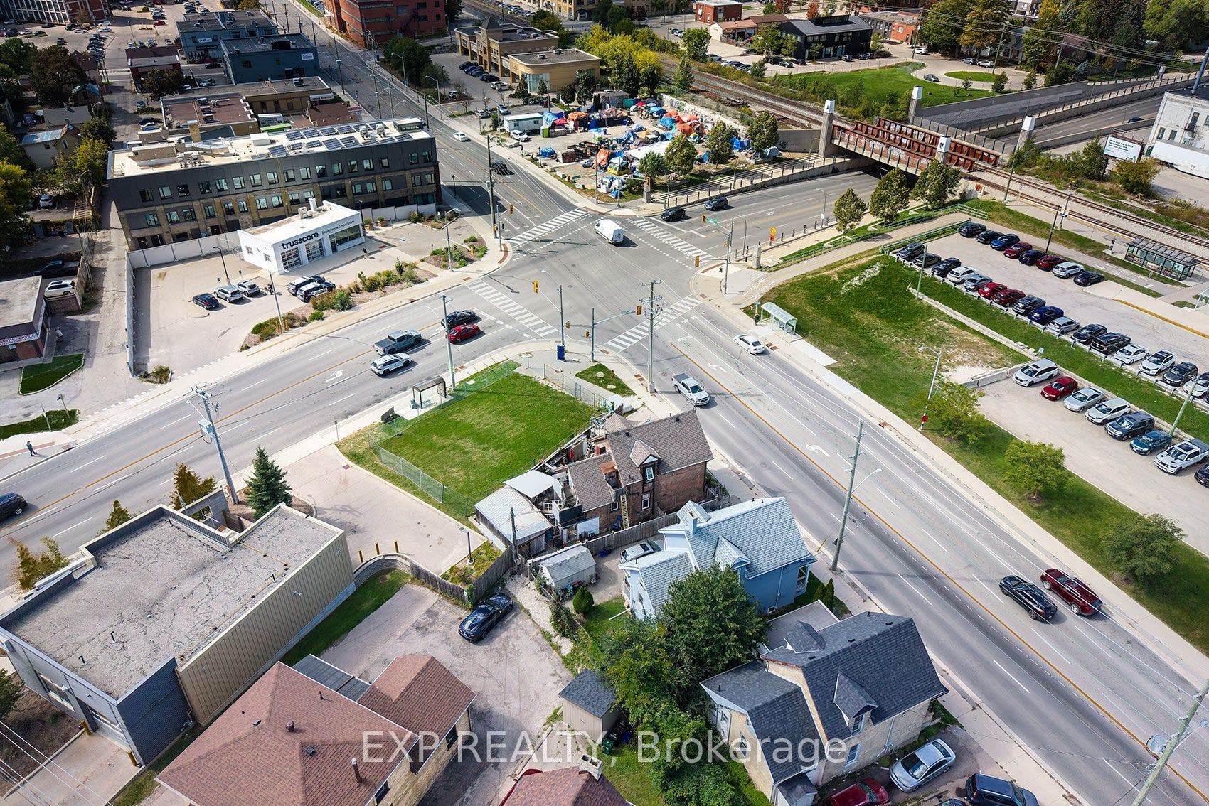 115 Victoria Street N, Kitchener, Waterloo ON N2H 5C3 115 Victoria Street N, Kitchener, Waterloo ON N2H 5C3