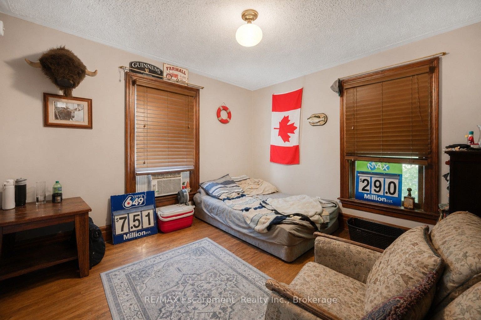 458 Woolwich Street, Guelph, Wellington ON N1H 3X5 458 Woolwich Street, Guelph, Wellington ON N1H 3X5