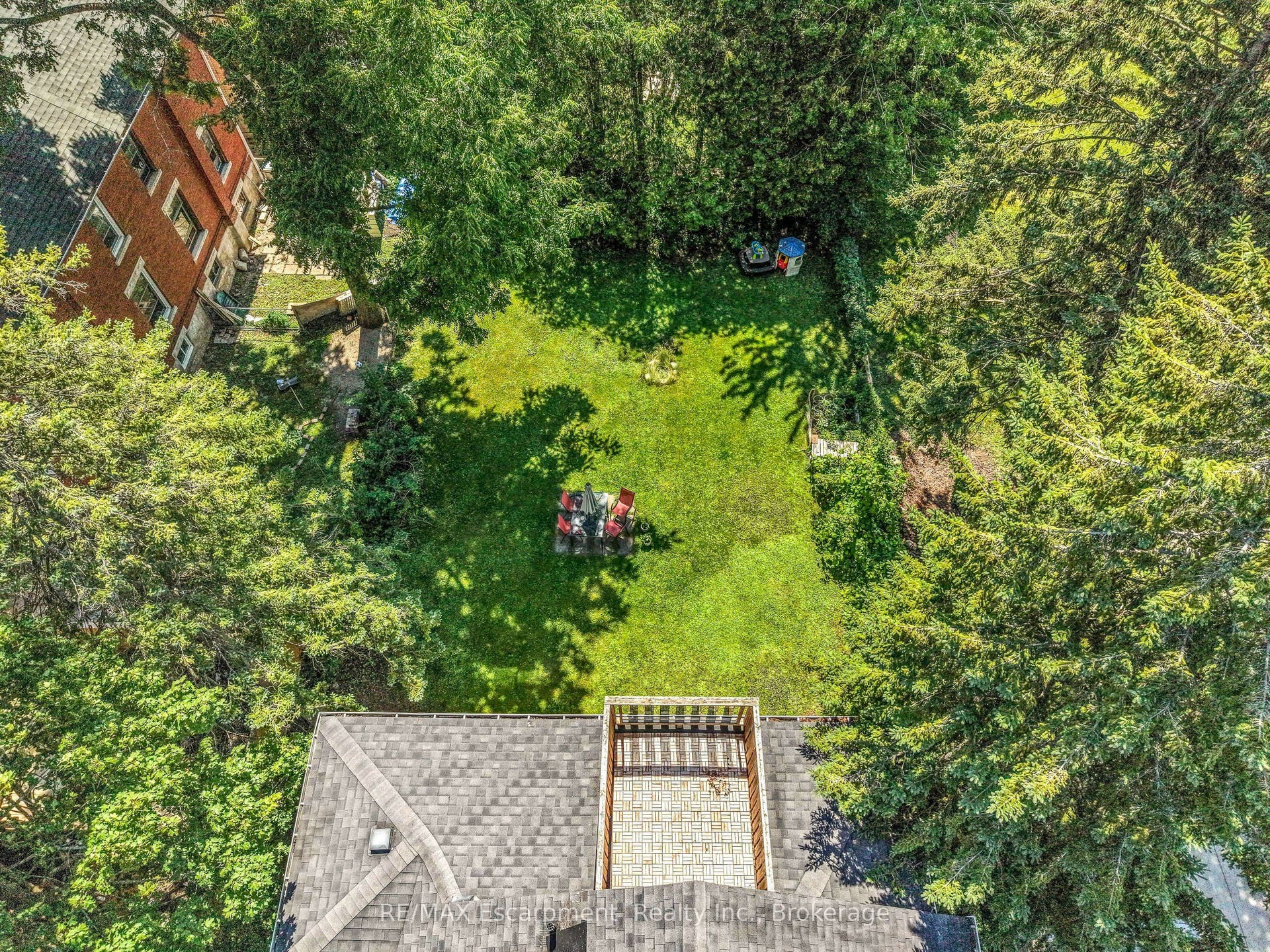 458 Woolwich Street, Guelph, Wellington ON N1H 3X5 458 Woolwich Street, Guelph, Wellington ON N1H 3X5