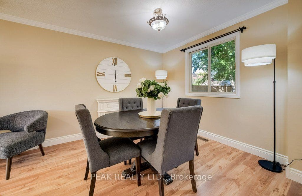 590 Willow Road, Guelph, Wellington ON N1H 7M5 590 Willow Road, Guelph, Wellington ON N1H 7M5