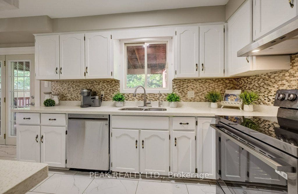 590 Willow Road, Guelph, Wellington ON N1H 7M5 590 Willow Road, Guelph, Wellington ON N1H 7M5