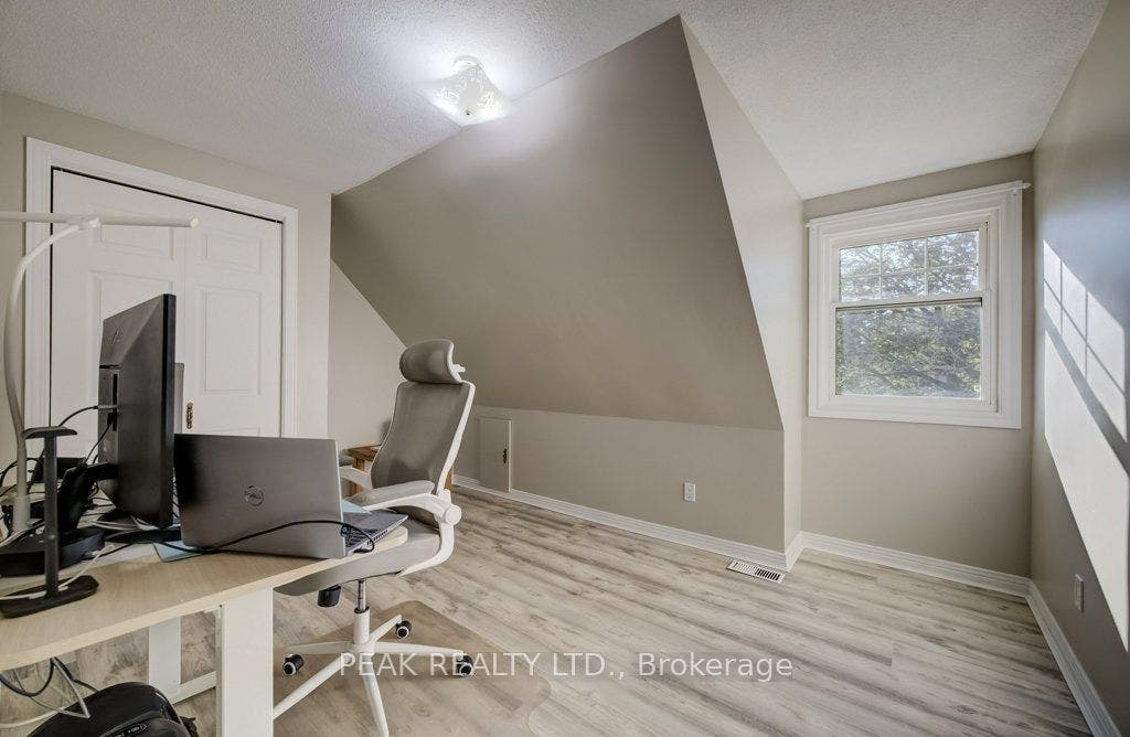 590 Willow Road, Guelph, Wellington ON N1H 7M5 590 Willow Road, Guelph, Wellington ON N1H 7M5