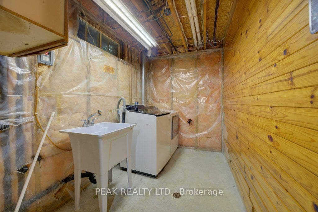 590 Willow Road, Guelph, Wellington ON N1H 7M5 590 Willow Road, Guelph, Wellington ON N1H 7M5