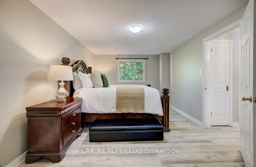 590 Willow Road, Guelph, Wellington ON N1H 7M5 590 Willow Road, Guelph, Wellington ON N1H 7M5