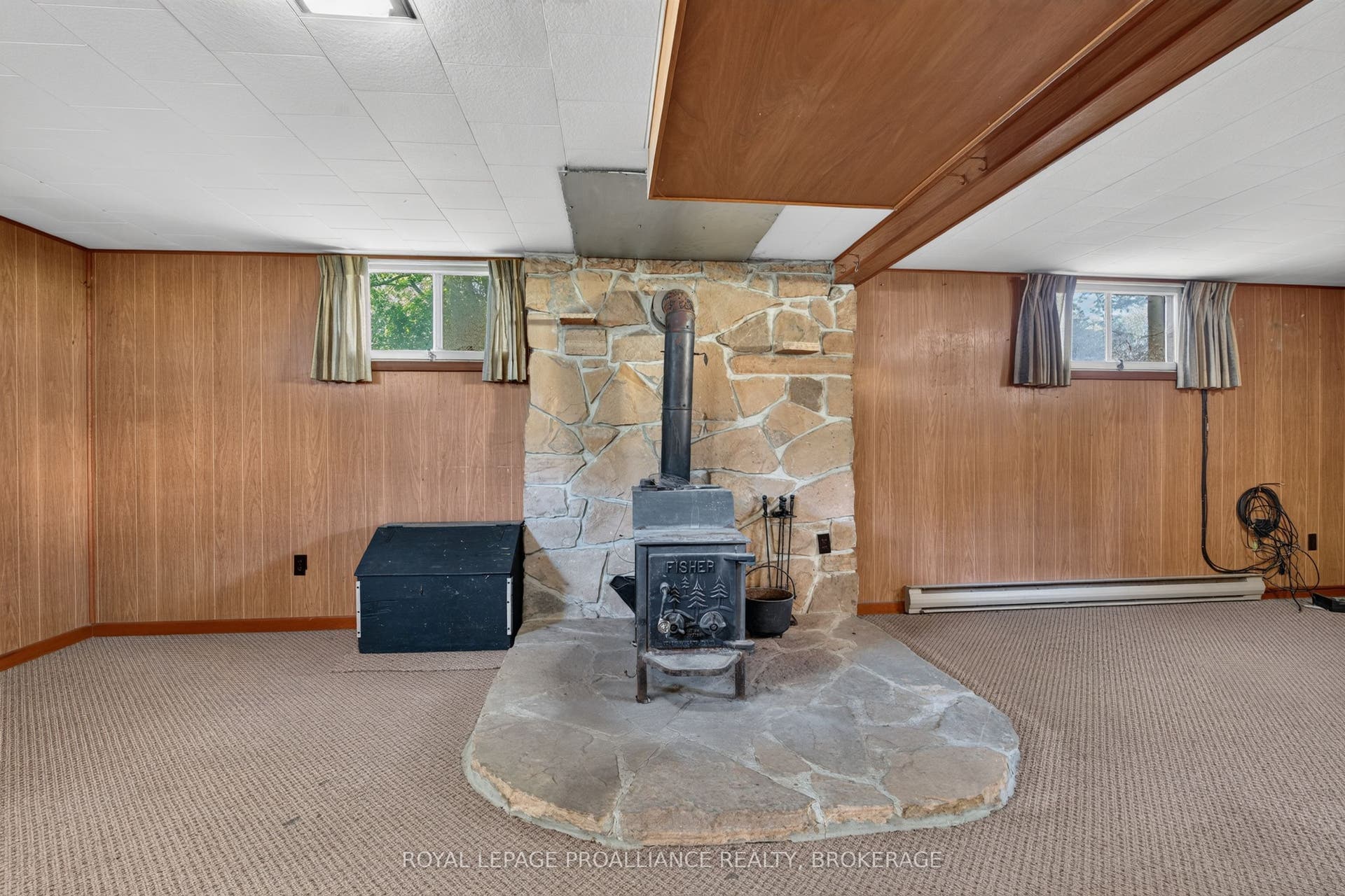9 Dianna Street, Kingston, Frontenac ON K7L 4V1