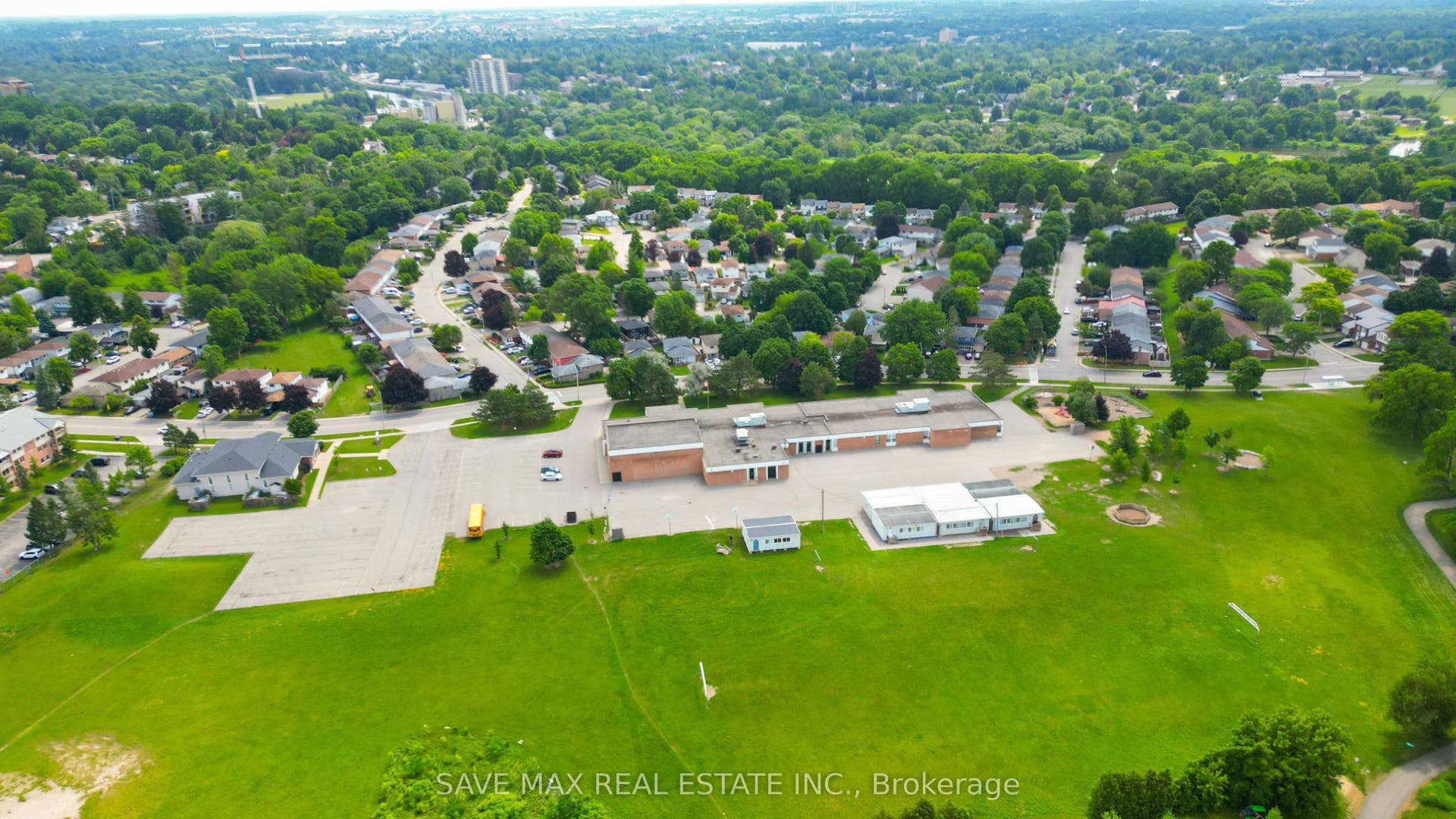 410 Linden Drive, Cambridge, Cambridge, Waterloo ON N3H 5L5 410 Linden Drive, Cambridge, Cambridge, Waterloo ON N3H 5L5
