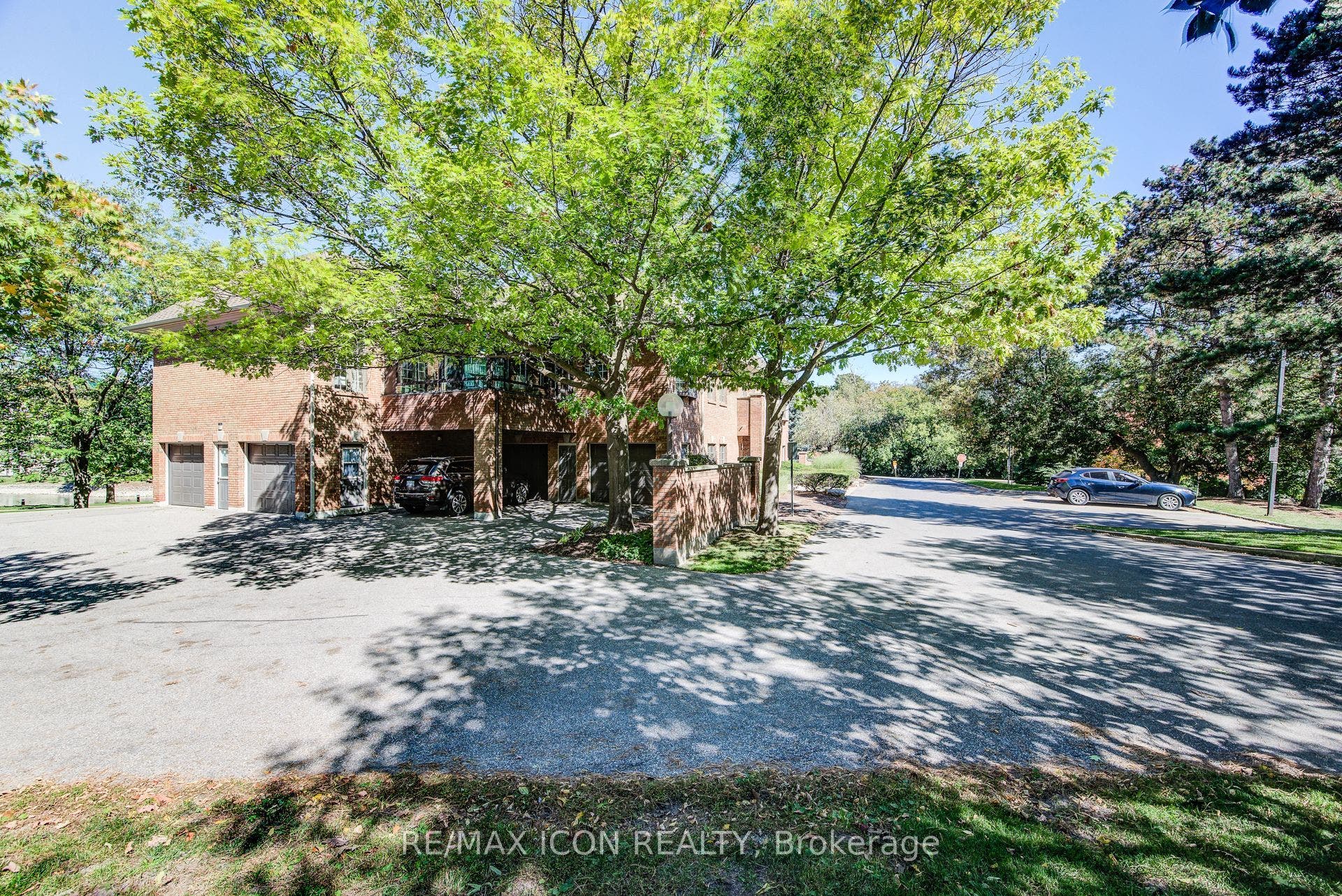 45 Blue Springs Drive, #32, Waterloo, Waterloo ON N2J 4P1 45 Blue Springs Drive, #32, Waterloo, Waterloo ON N2J 4P1