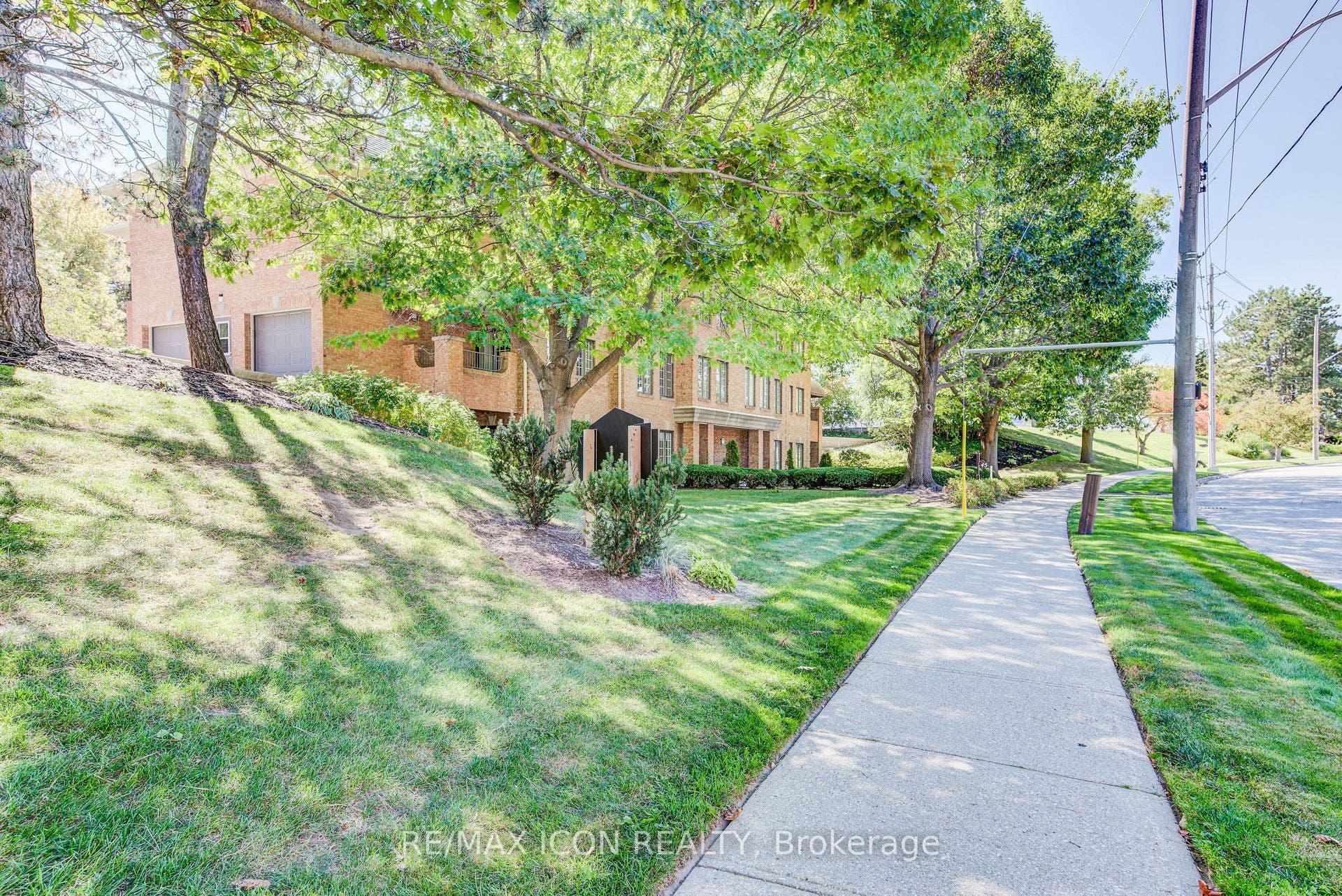 45 Blue Springs Drive, #32, Waterloo, Waterloo ON N2J 4P1 45 Blue Springs Drive, #32, Waterloo, Waterloo ON N2J 4P1