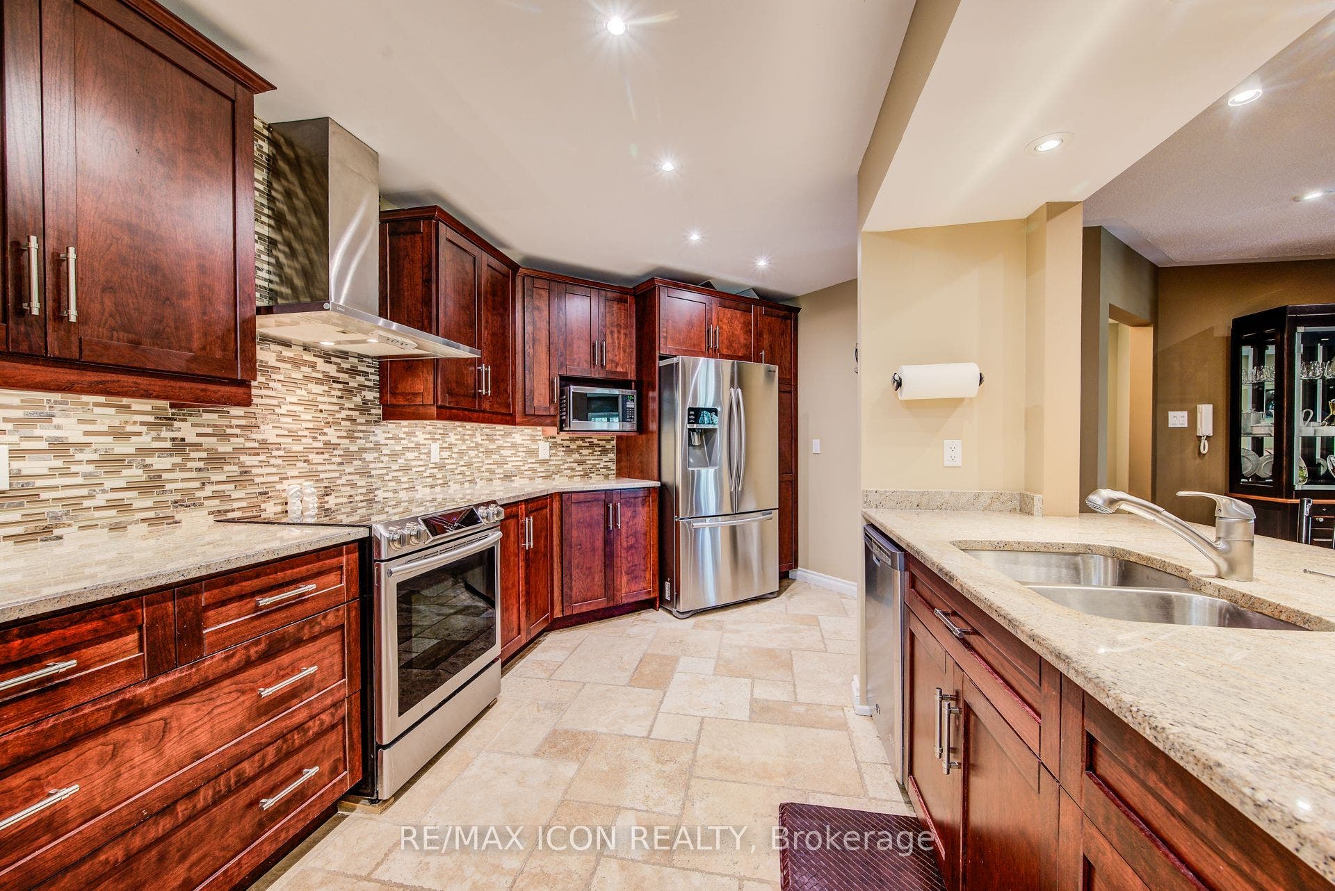 45 Blue Springs Drive, #32, Waterloo, Waterloo ON N2J 4P1 45 Blue Springs Drive, #32, Waterloo, Waterloo ON N2J 4P1