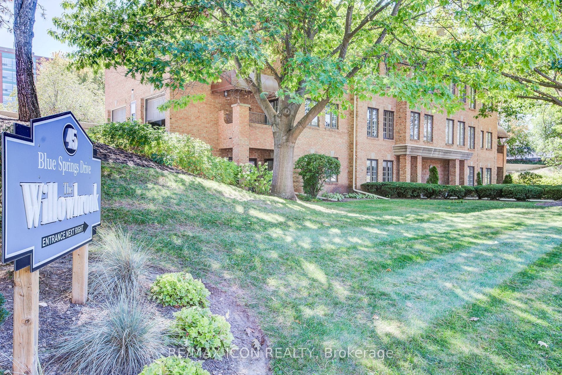 45 Blue Springs Drive, #32, Waterloo, Waterloo ON N2J 4P1 45 Blue Springs Drive, #32, Waterloo, Waterloo ON N2J 4P1