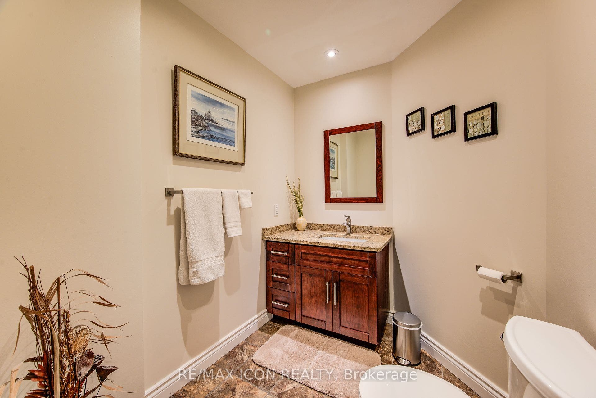 45 Blue Springs Drive, #32, Waterloo, Waterloo ON N2J 4P1 45 Blue Springs Drive, #32, Waterloo, Waterloo ON N2J 4P1