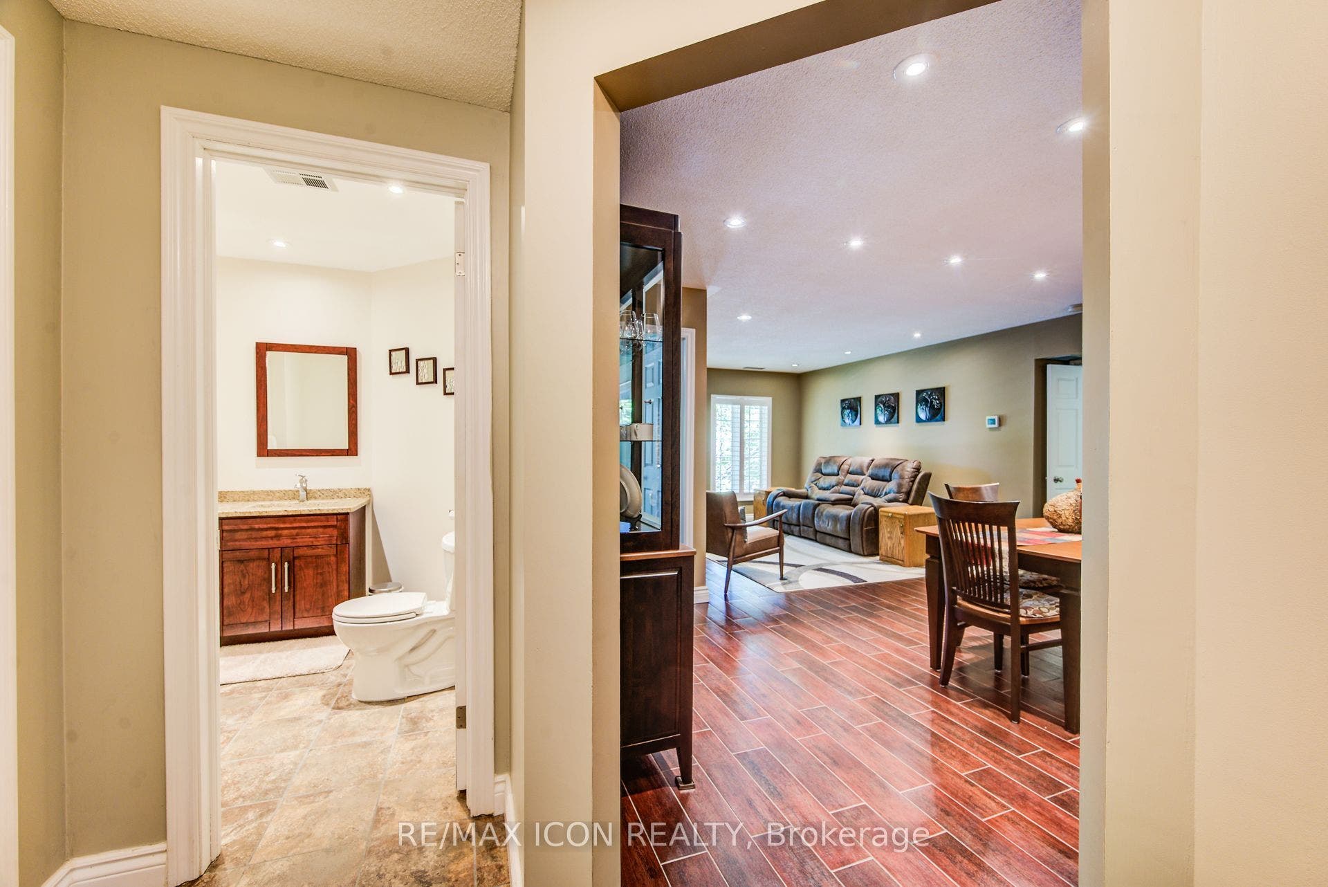45 Blue Springs Drive, #32, Waterloo, Waterloo ON N2J 4P1 45 Blue Springs Drive, #32, Waterloo, Waterloo ON N2J 4P1
