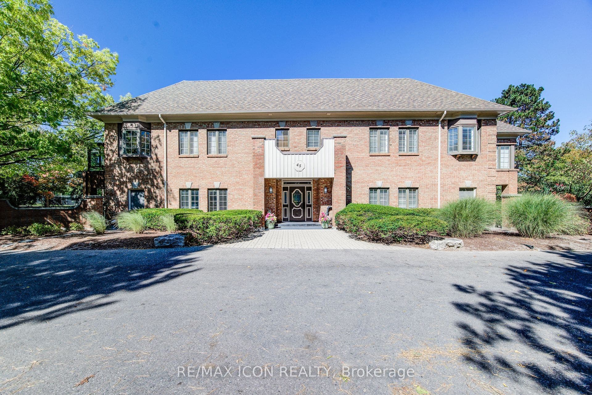 45 Blue Springs Drive, #32, Waterloo, Waterloo ON N2J 4P1 45 Blue Springs Drive, #32, Waterloo, Waterloo ON N2J 4P1