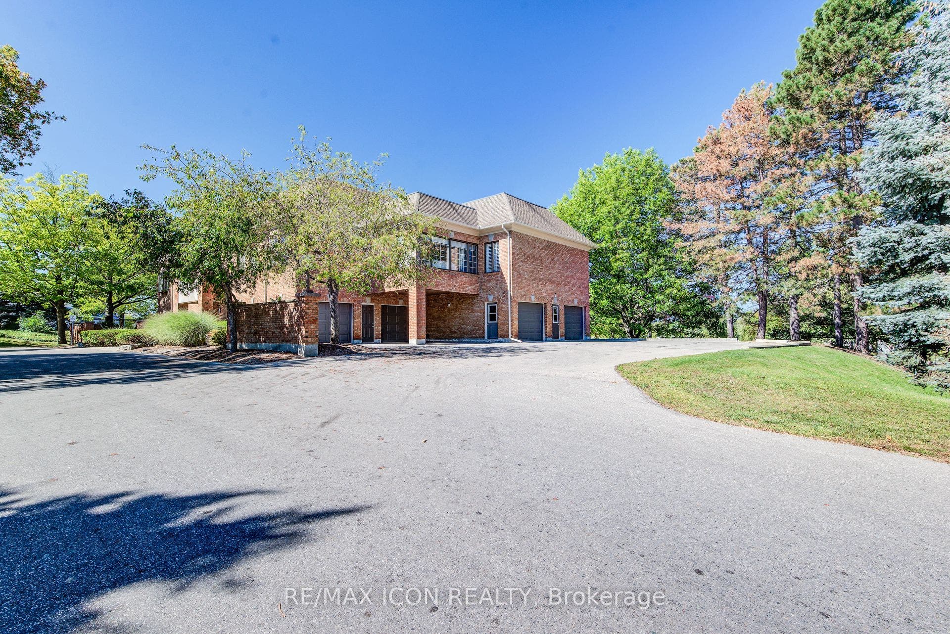 45 Blue Springs Drive, #32, Waterloo, Waterloo ON N2J 4P1 45 Blue Springs Drive, #32, Waterloo, Waterloo ON N2J 4P1