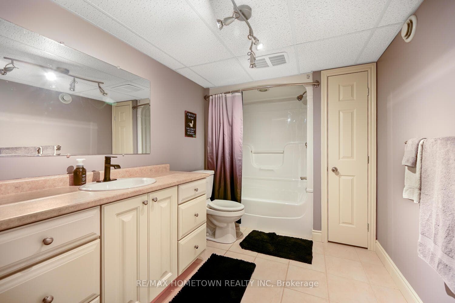 1337 Cuthbertson Avenue, Brockville, Leeds And Grenville ON K6V 6Y2