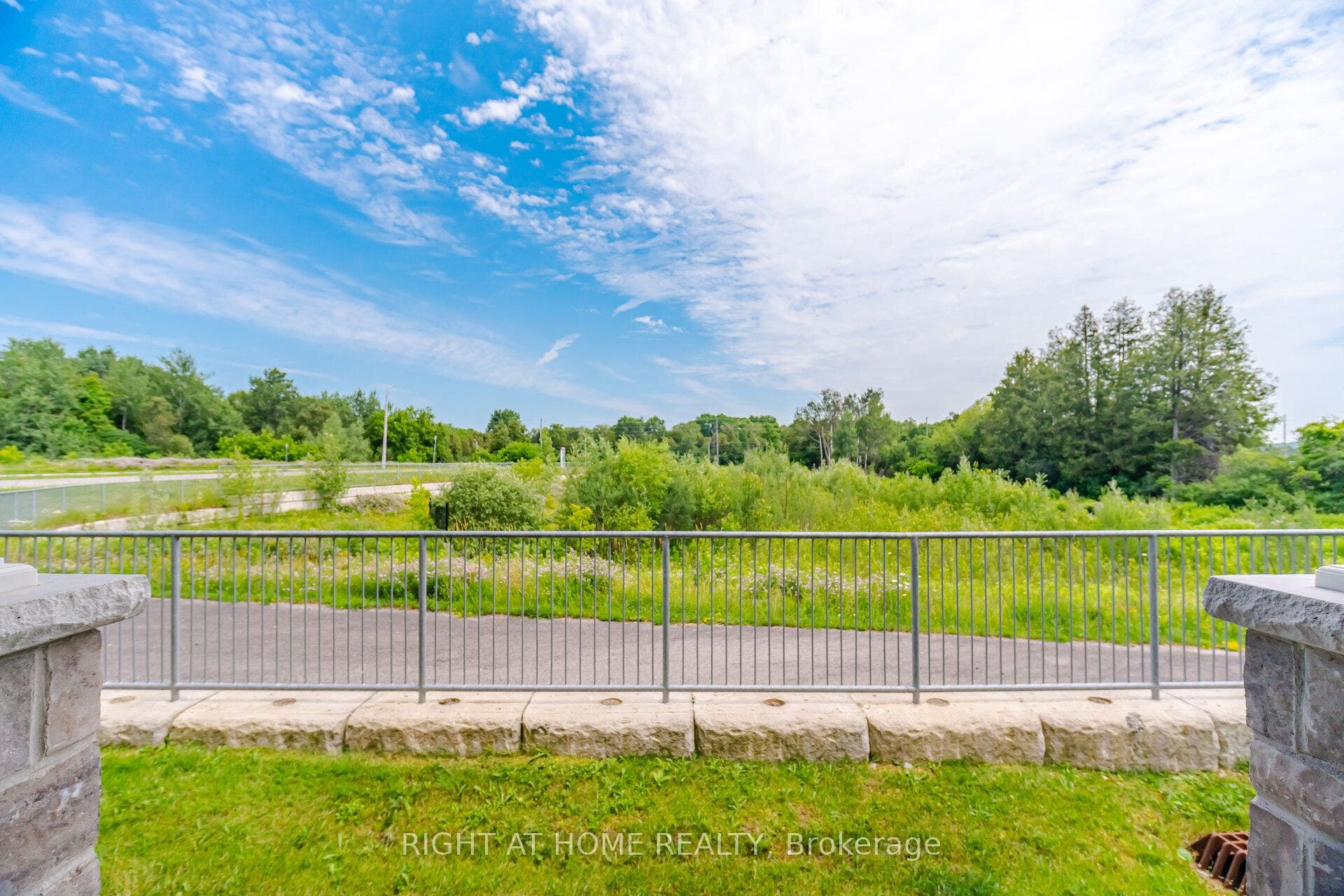 88 Decorso Drive, #73, Guelph, Wellington ON N1L 0A1 88 Decorso Drive, #73, Guelph, Wellington ON N1L 0A1