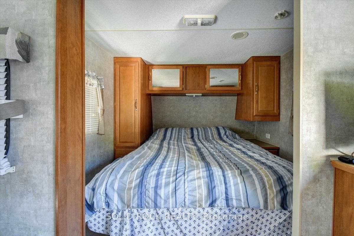 60 Puff Ball Inn Road, Trent Hills, Northumberland ON K0L 1L0 Trailer Queen Bed