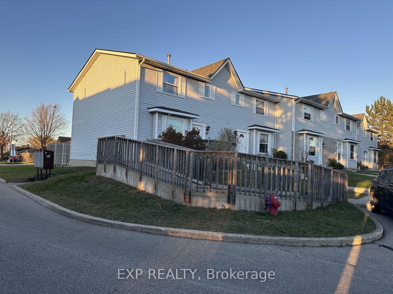 265 WILLIAMSBURG Road, #31, Kitchener, Waterloo ON N2E 3H1 265 WILLIAMSBURG Road, #31, Kitchener, Waterloo ON N2E 3H1