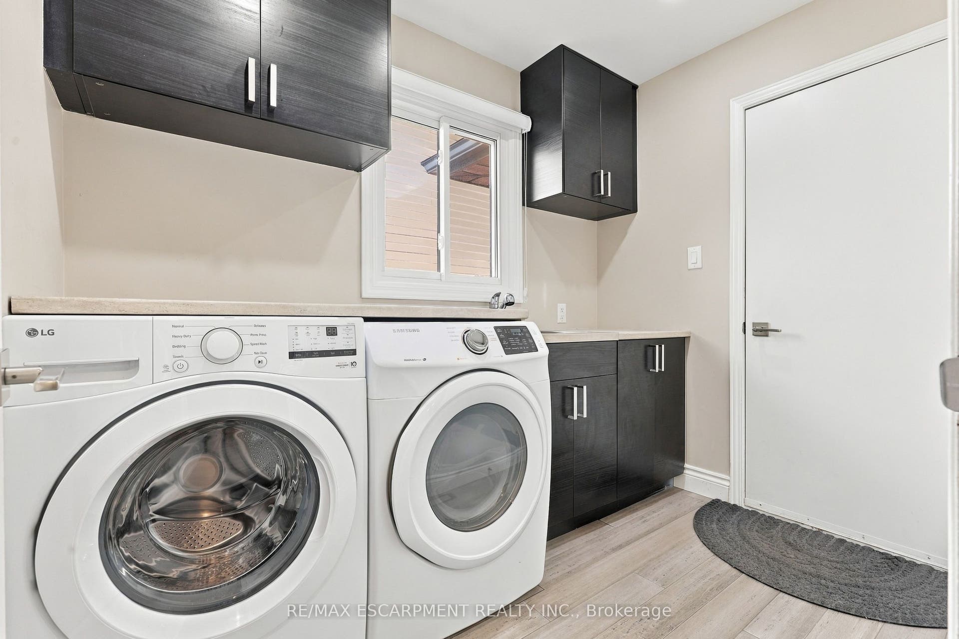 55 Darby Road, Guelph, Wellington ON N1K 1R6 55 Darby Road, Guelph, Wellington ON N1K 1R6
