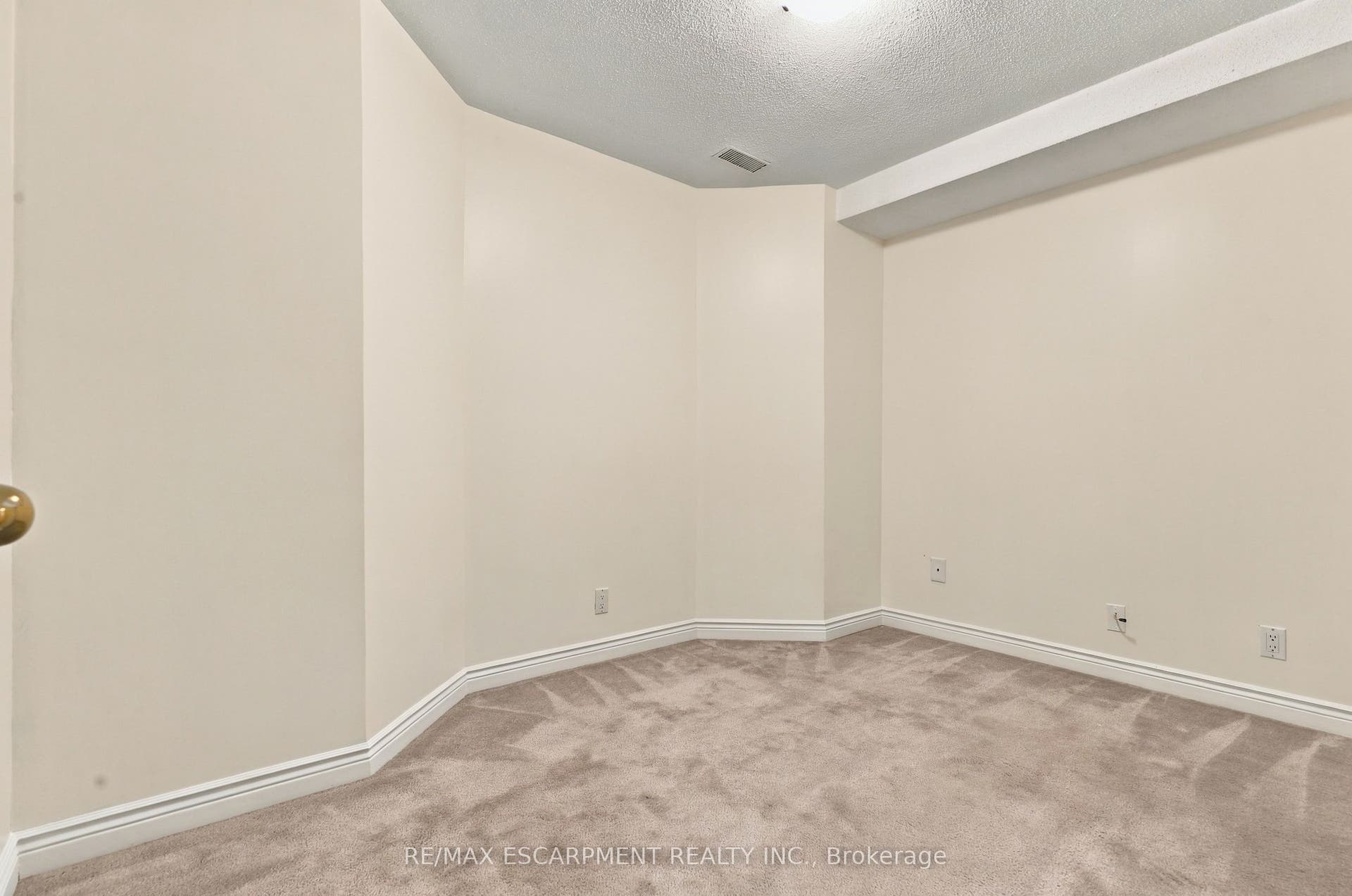 55 Darby Road, Guelph, Wellington ON N1K 1R6 55 Darby Road, Guelph, Wellington ON N1K 1R6