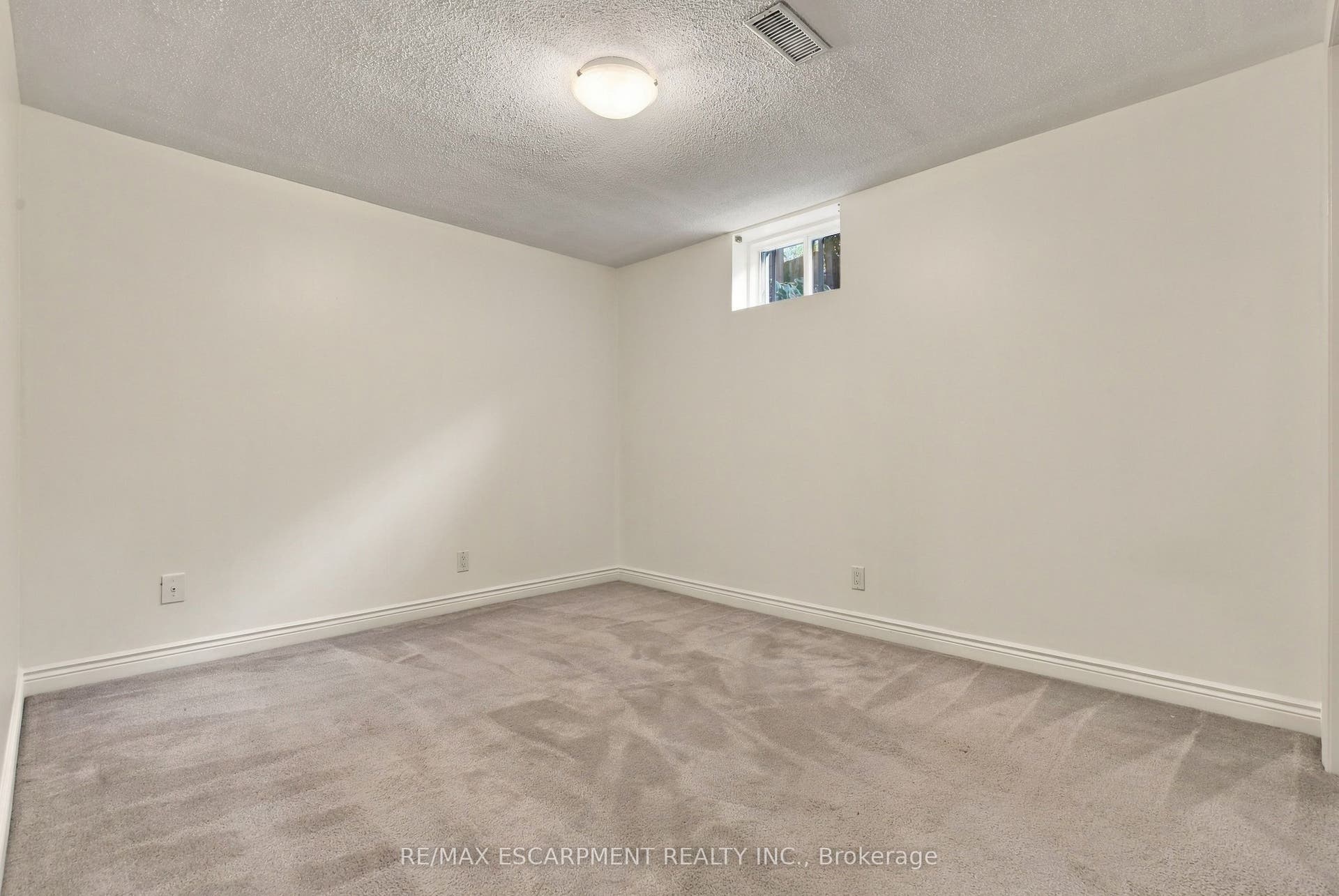 55 Darby Road, Guelph, Wellington ON N1K 1R6 55 Darby Road, Guelph, Wellington ON N1K 1R6