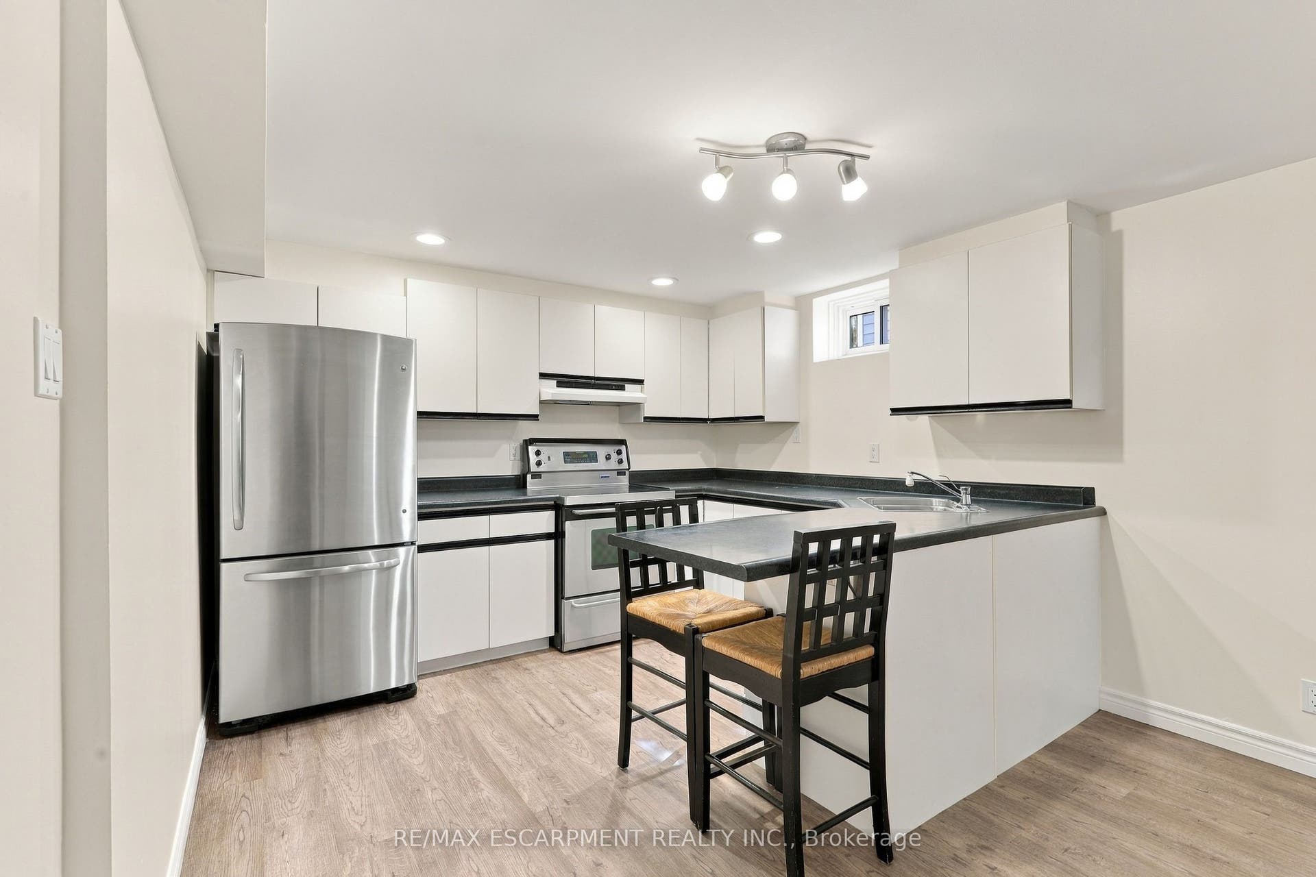 55 Darby Road, Guelph, Wellington ON N1K 1R6 55 Darby Road, Guelph, Wellington ON N1K 1R6