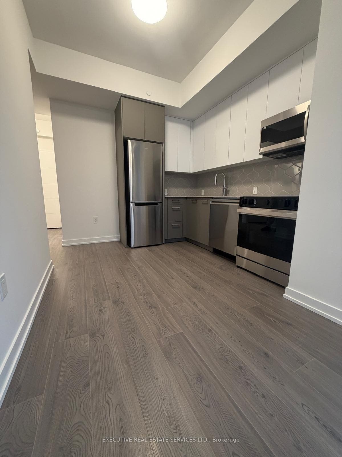 30 FRANCIS Street SE, #1201, Kitchener, Waterloo ON N2G 1H7 30 FRANCIS Street SE, #1201, Kitchener, Waterloo ON N2G 1H7