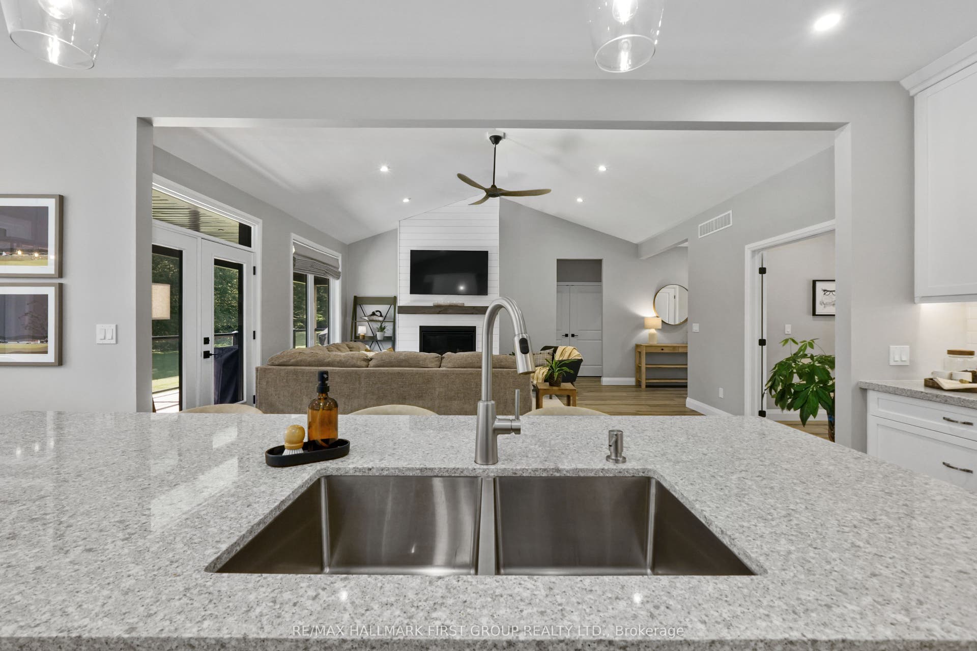 3922 Kennedy Road, Hamilton Township, Northumberland ON K9A 4J7