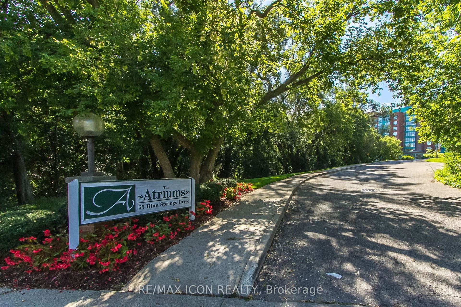 55 Blue Springs Drive, #311, Waterloo, Waterloo ON N2J 4T3 55 Blue Springs Drive, #311, Waterloo, Waterloo ON N2J 4T3