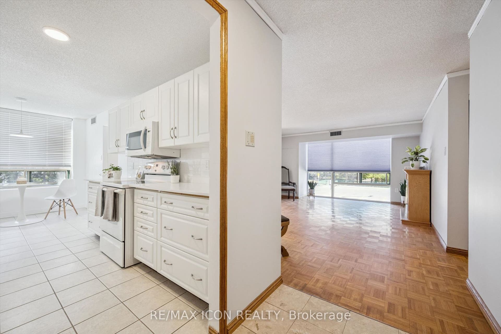 55 Blue Springs Drive, #311, Waterloo, Waterloo ON N2J 4T3 55 Blue Springs Drive, #311, Waterloo, Waterloo ON N2J 4T3