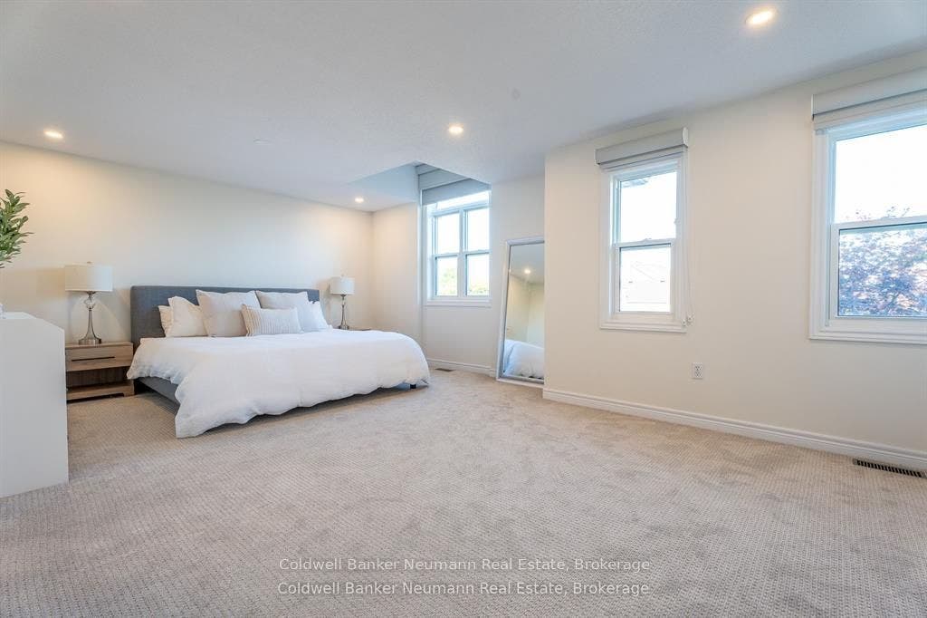 46 Darling Crescent, Guelph, Wellington ON N1L 1P8 46 Darling Crescent, Guelph, Wellington ON N1L 1P8