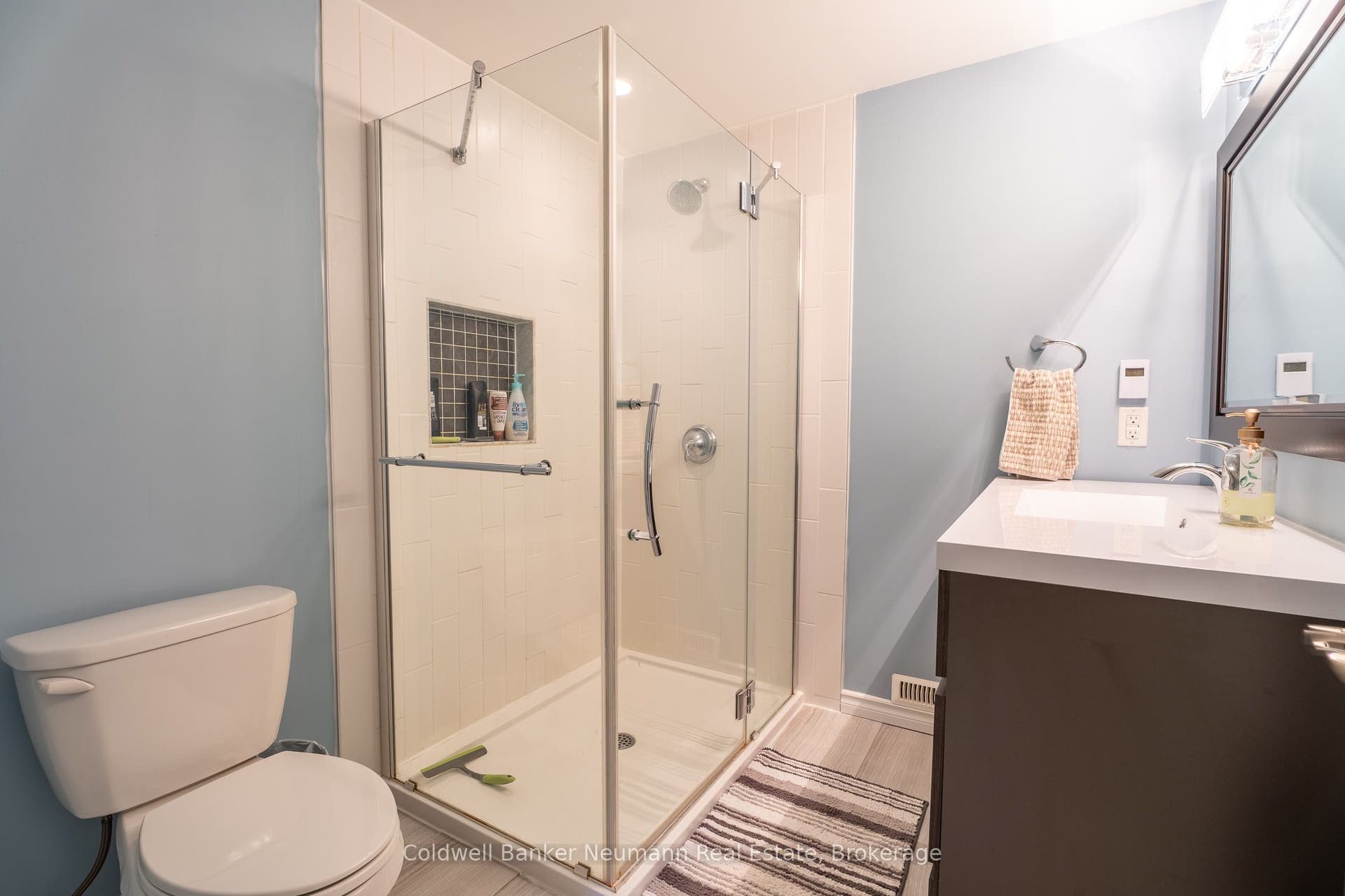 46 Darling Crescent, Guelph, Wellington ON N1L 1P8 46 Darling Crescent, Guelph, Wellington ON N1L 1P8