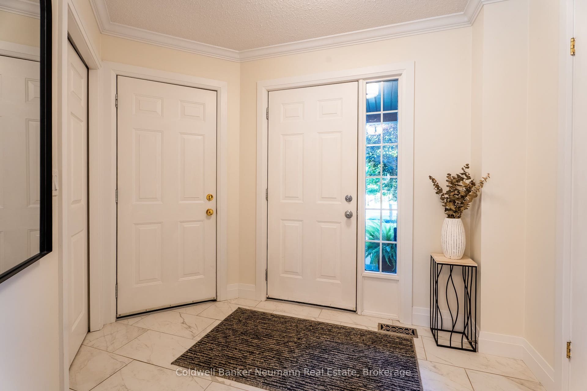 46 Darling Crescent, Guelph, Wellington ON N1L 1P8 46 Darling Crescent, Guelph, Wellington ON N1L 1P8
