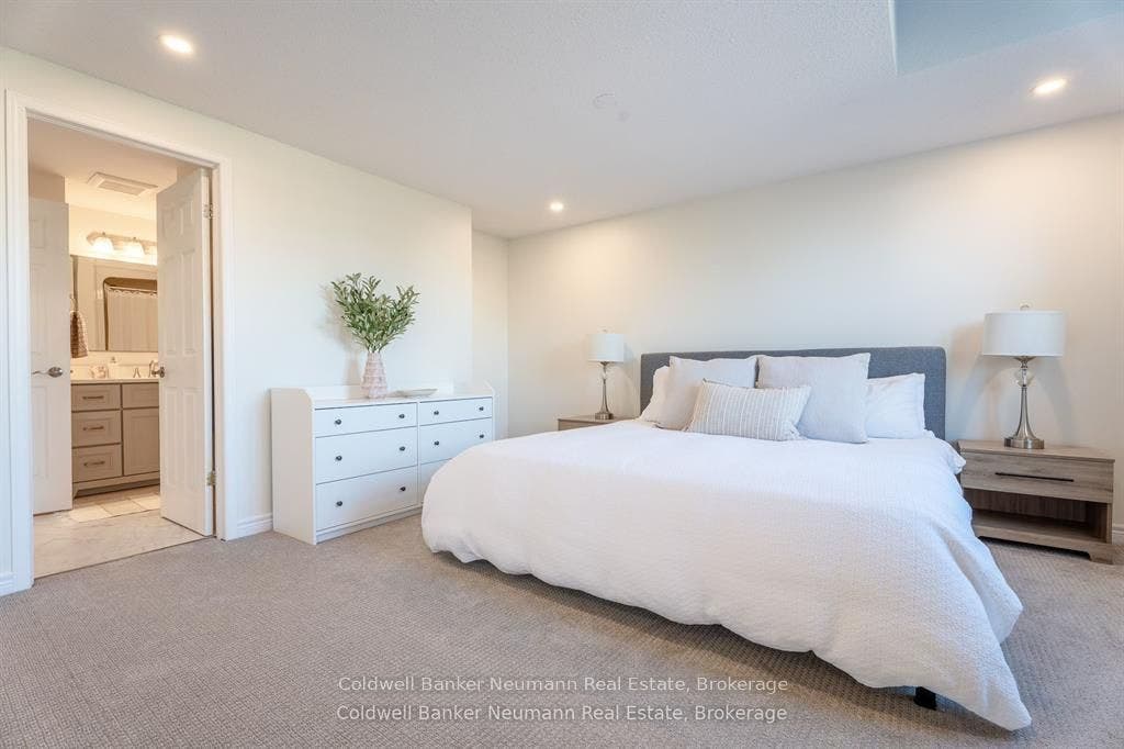 46 Darling Crescent, Guelph, Wellington ON N1L 1P8 46 Darling Crescent, Guelph, Wellington ON N1L 1P8