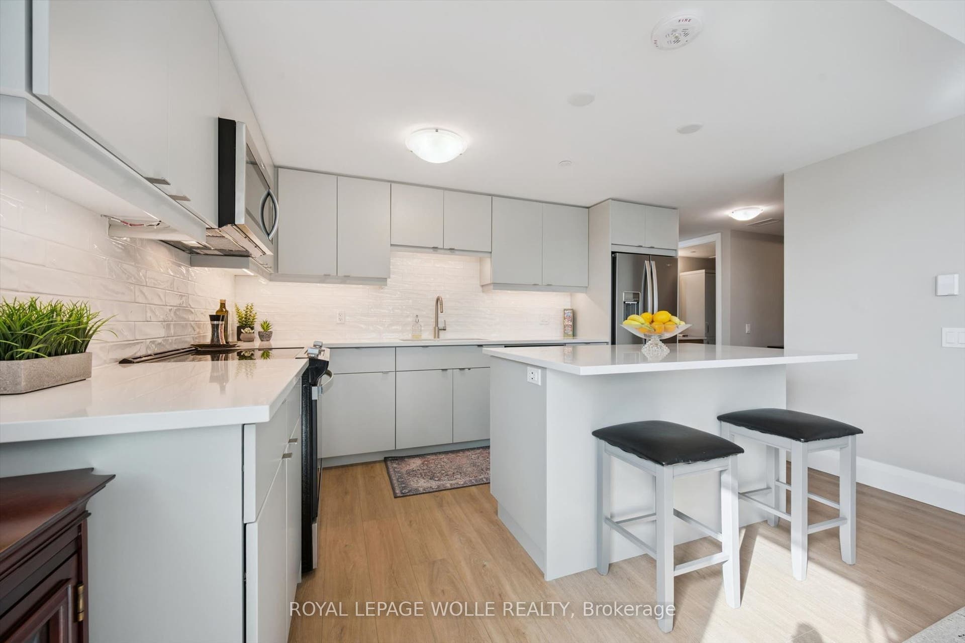 93 Arthur Street S, #618, Guelph, Wellington ON N1E 0T3 93 Arthur Street S, #618, Guelph, Wellington ON N1E 0T3