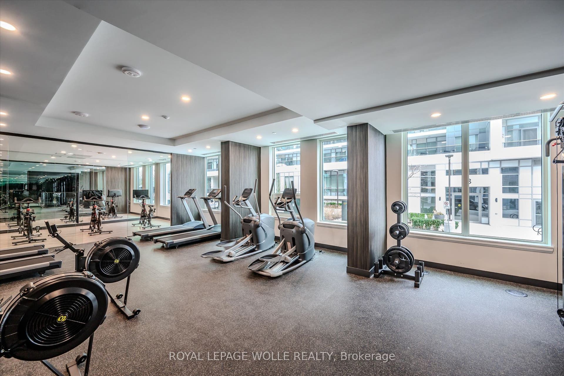 93 Arthur Street S, #618, Guelph, Wellington ON N1E 0T3 93 Arthur Street S, #618, Guelph, Wellington ON N1E 0T3