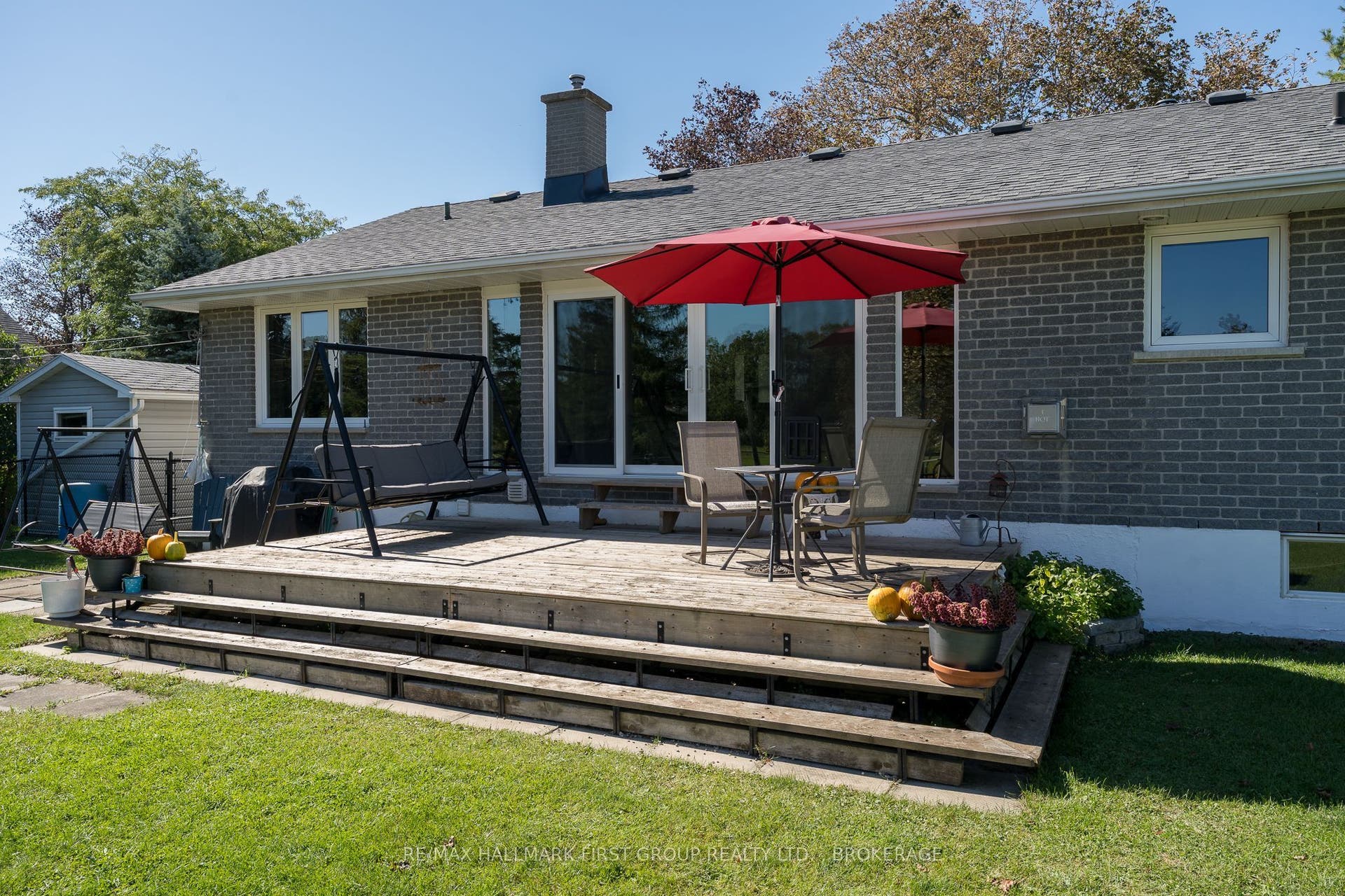487 Coronation Boulevard, Kingston, Frontenac ON K7M 5R1 487 Coronation Boulevard, Kingston, Frontenac ON K7M 5R1