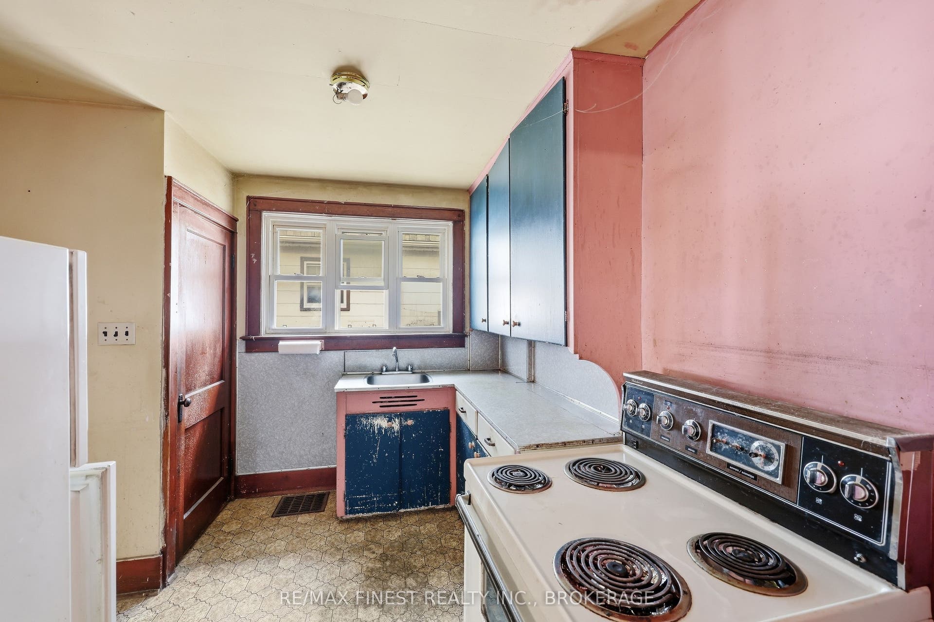 162 MACK Street, Kingston, Frontenac ON K7L 1P4