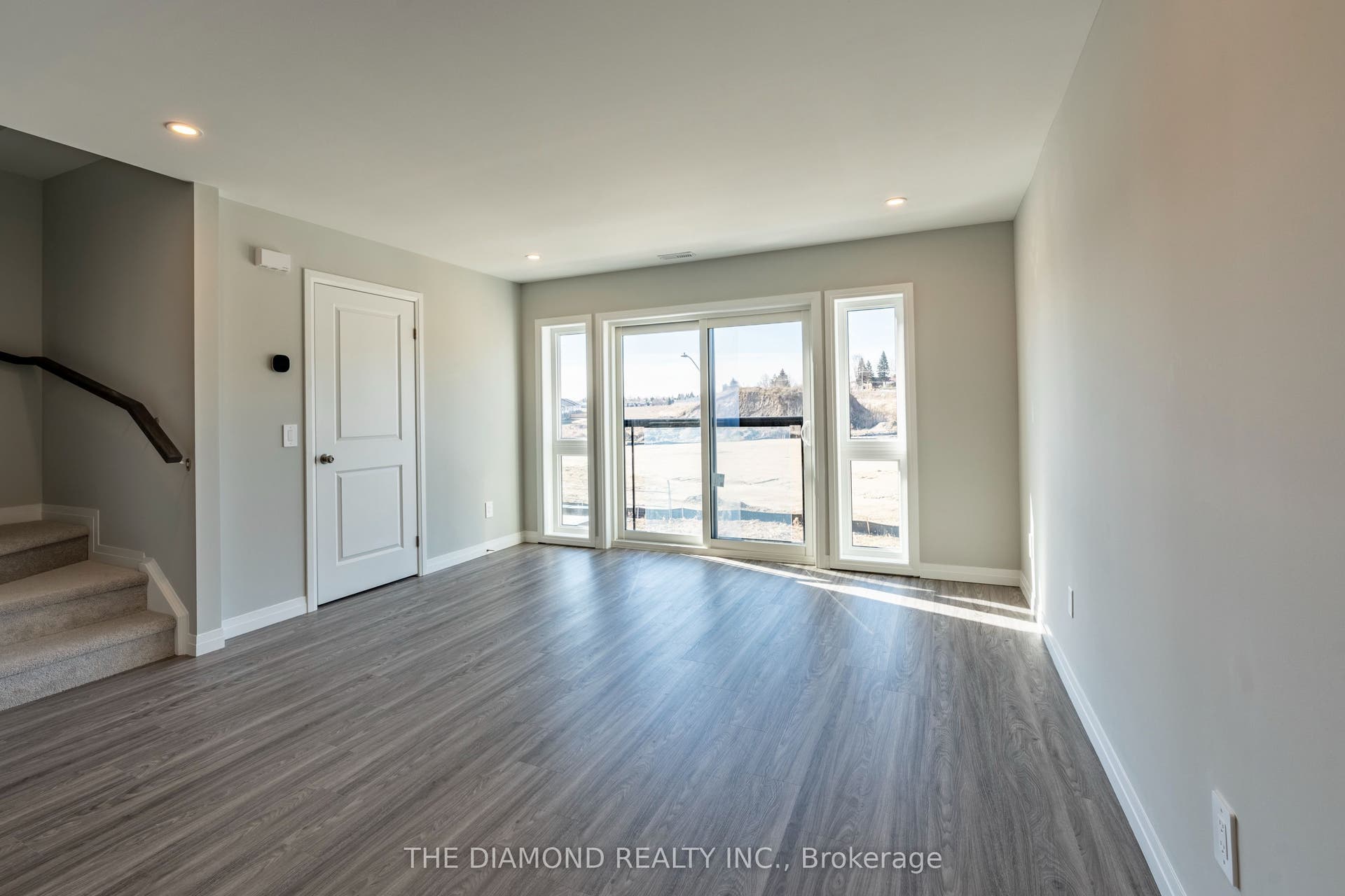 130 Otterbein Road, #80, Kitchener, Waterloo ON N2B 3E4 130 Otterbein Road, #80, Kitchener, Waterloo ON N2B 3E4