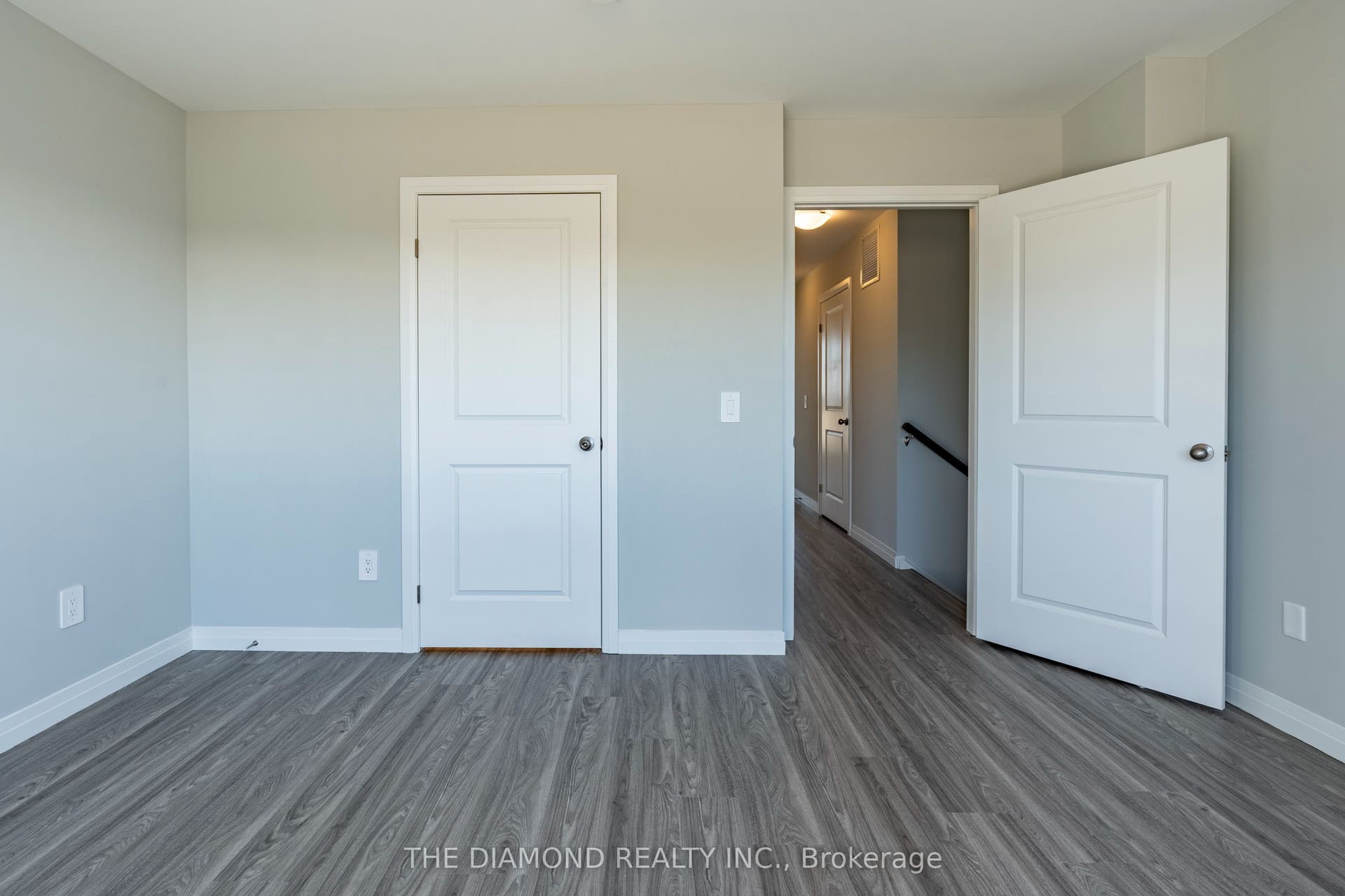 130 Otterbein Road, #80, Kitchener, Waterloo ON N2B 3E4 130 Otterbein Road, #80, Kitchener, Waterloo ON N2B 3E4